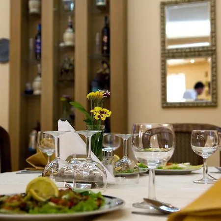 Szálloda Stela Center 3*