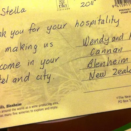 Stela Center Szálloda Tirana