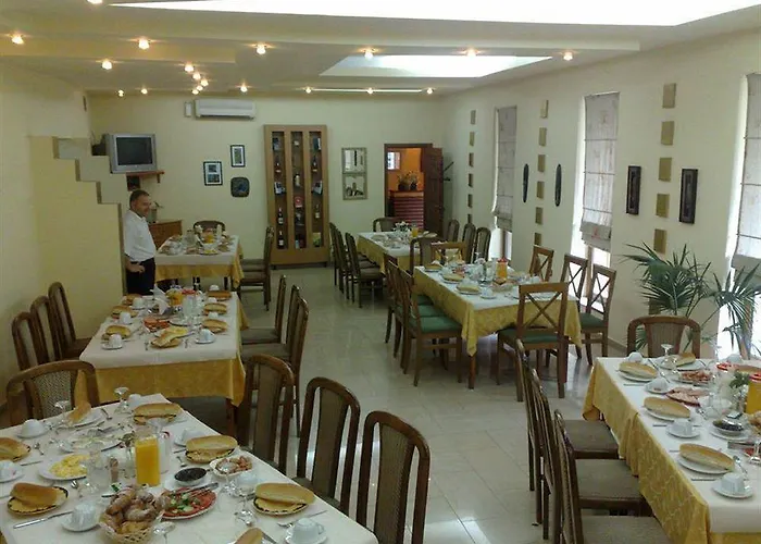 Stela Center