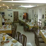 Stela Center