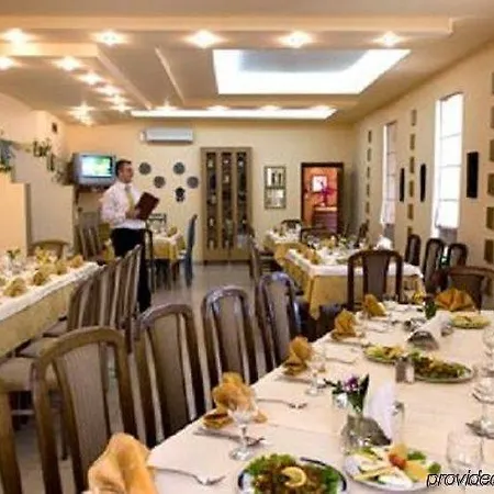 Ξενοδοχείο Stela Center 3*