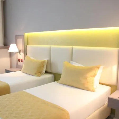 Stela Center فندق