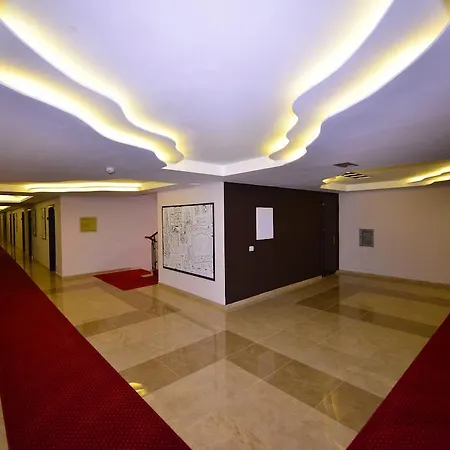 מלון Stela Center