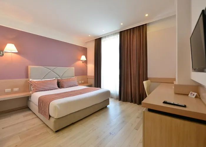 Stela Center Hotel