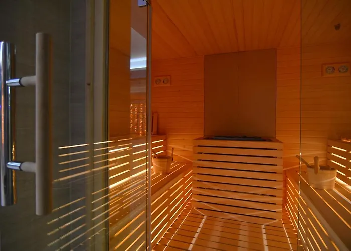 Stela Center Hotel