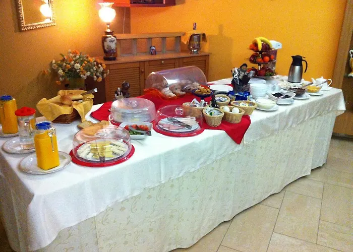 Stela Center