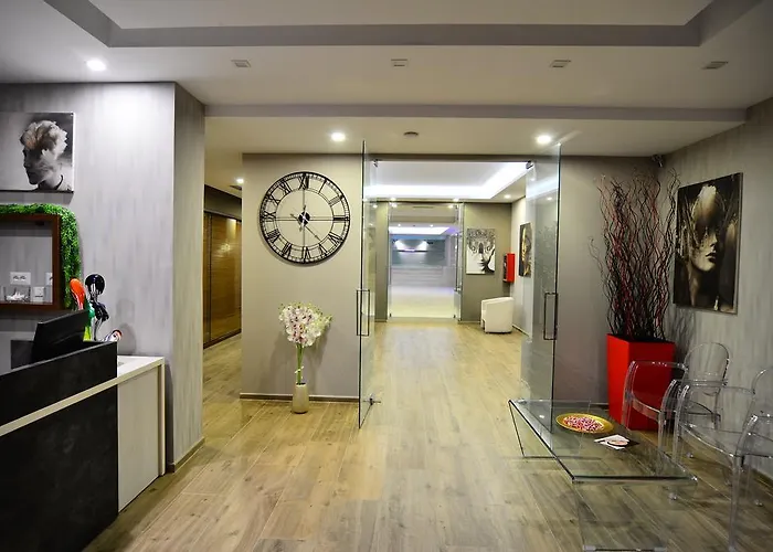 Stela Center Hotel